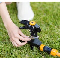 Распылитель Fiskars Импульсный на колесиках 1023656 - Превью изображения №5 — Интернет-магазин Your Sale