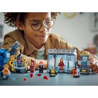 LEGO Marvel Лаборатория Железного Человека: Зал Доспехов 76315 Image #11
