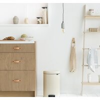 Brabantia Pedal Bin NewIcon 20 л (миндальный) Image #5