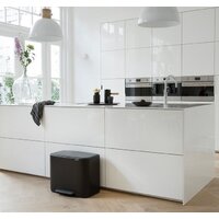 Brabantia Bo Pedal Bin 36 л (черный матовый) Image #9