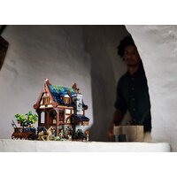 LEGO Ideas 21325 Средневековая кузница Image #24