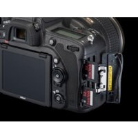 Зеркальный фотоаппарат Nikon D750 Body - Превью изображения №7 — Интернет-магазин Your Sale