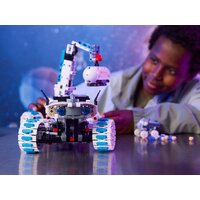 LEGO Technic 42211 Луноход «Lunar Outpost» Image #9