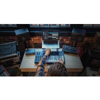 Аудиоинтерфейс MOTU M2 - Превью изображения №4 — Интернет-магазин Your Sale