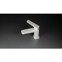 Смеситель Deante Blur Bianco BQL_A20M - Превью изображения №3 — Интернет-магазин Your Sale