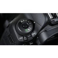 Зеркальный фотоаппарат Canon EOS 5D Mark IV Body - Превью изображения №11 — Интернет-магазин Your Sale