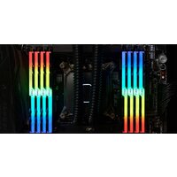 G.Skill Trident Z RGB 2x32GB DDR4 PC4-32000 F4-4000C18D-64GTZR Image #4