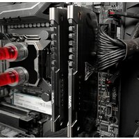 Оперативная память Patriot Viper Steel 16GB DDR4 PC4-28800 PVS416G360C8 - Превью изображения №2 — Интернет-магазин Your Sale