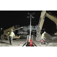 Фонарь Milwaukee MXFTL-601 4933471844 - Превью изображения №2 — Интернет-магазин Your Sale