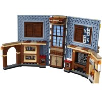 LEGO Harry Potter 76385 Учеба в Хогвартсе: Урок заклинаний Image #5