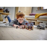 LEGO Harry Potter 76385 Учеба в Хогвартсе: Урок заклинаний Image #20