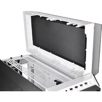 Thermaltake View 71 Tempered Glass Snow Edition Image #24