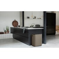 Brabantia Bo Touch Bin 60 л (платиновый) Image #6