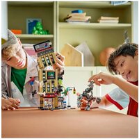 LEGO Marvel 76342 Spider-Man Человек-паук против Мистерио: Дейли Бьюгл Image #4