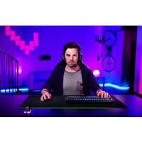 Razer Blackshark V2 Pro (черный) Image #10