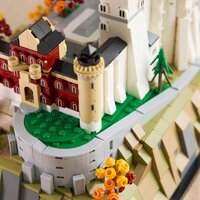 LEGO Architecture 21063 Neuschwanstein Castle Image #15