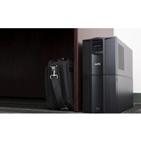 Источник бесперебойного питания APC Smart-UPS 2200VA SMT2200IC - Превью изображения №3 — Интернет-магазин Your Sale